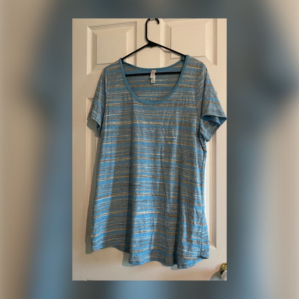 Lularoe Classic T size 2XL